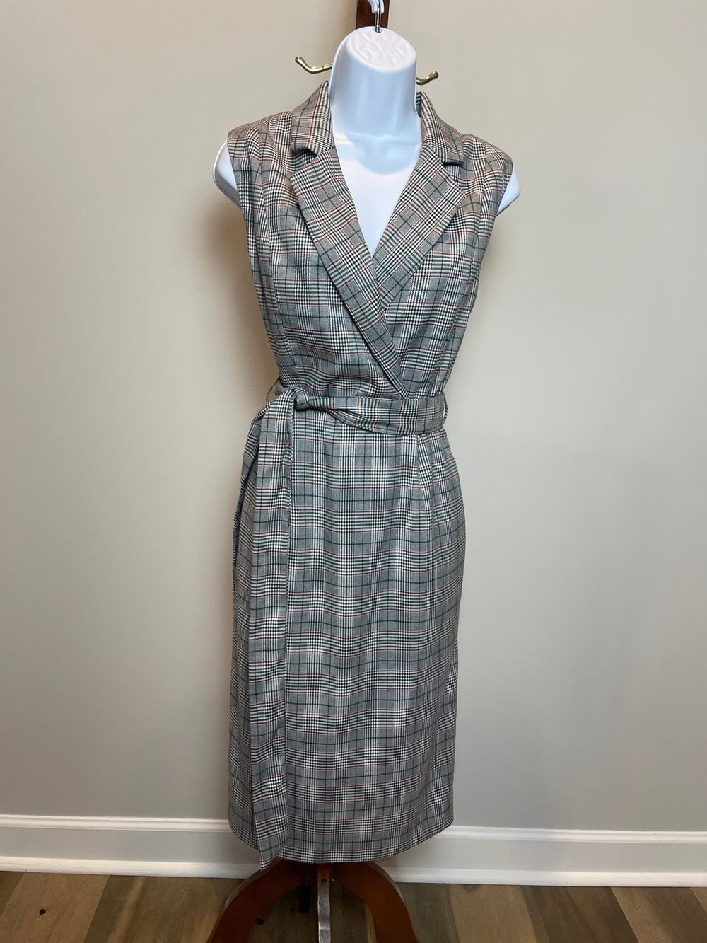 Neiman Marcus Gray Plaid Sleeveless Sheath Dress Tie Waist Lined Size M